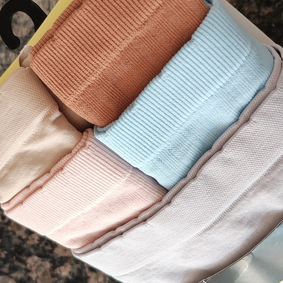 ART CLASS Seamless Girlshorts Underwear 5-pack - Picture 3 of 5